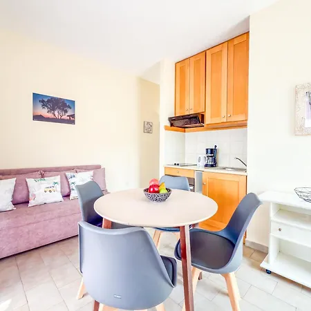 Gino 123 - Blue Glyfada Private Homes *