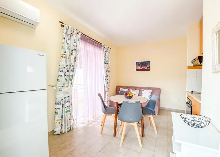 아파트 Gino 123 - Blue Private Homes 글리파다