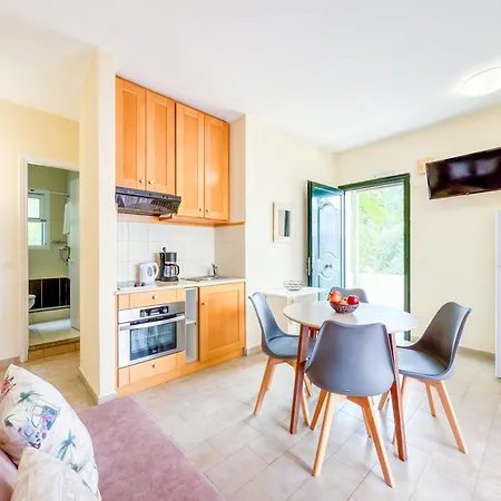 Gino 123 - Blue Glyfada Private Homes